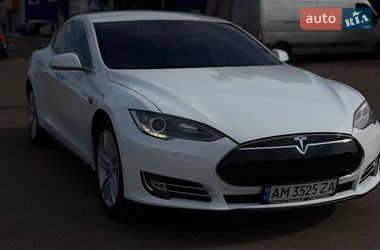 Лифтбек Tesla Model S 2014 в Житомире