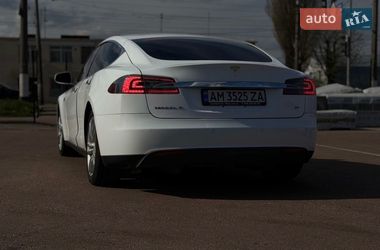 Лифтбек Tesla Model S 2014 в Житомире