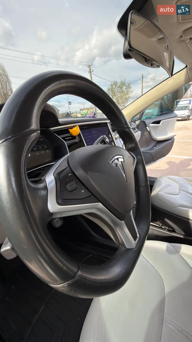 2014 Tesla Model S - мініатюра 31