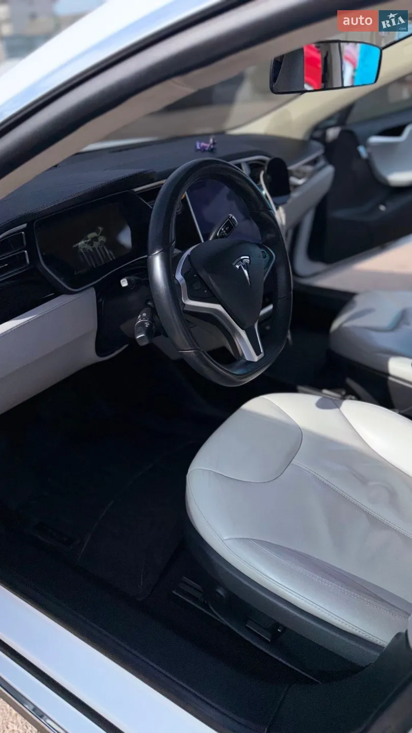2014 Tesla Model S - мініатюра 33