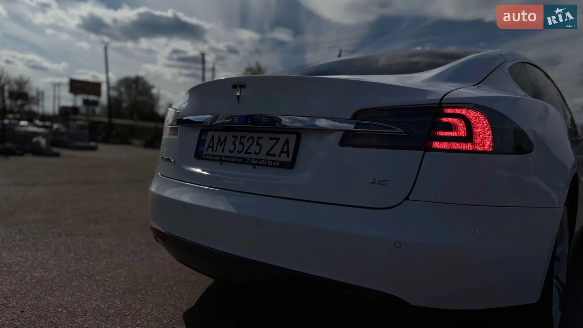 2014 Tesla Model S - мініатюра 43