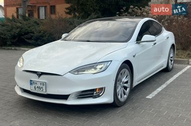 Лифтбек Tesla Model S 2017 в Одессе