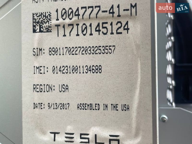 Ліфтбек Tesla Model S 2014 в Києві