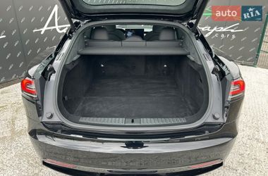 Лифтбек Tesla Model S 2023 в Киеве