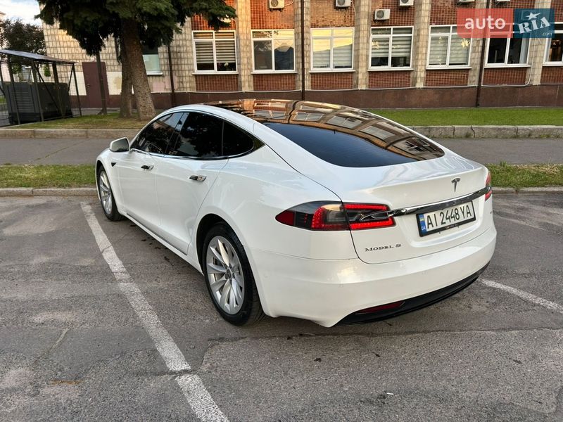 Ліфтбек Tesla Model S 2017 в Білій Церкві фото 5 Ліфтбек Tesla Model S 2017 в Білій Церкві