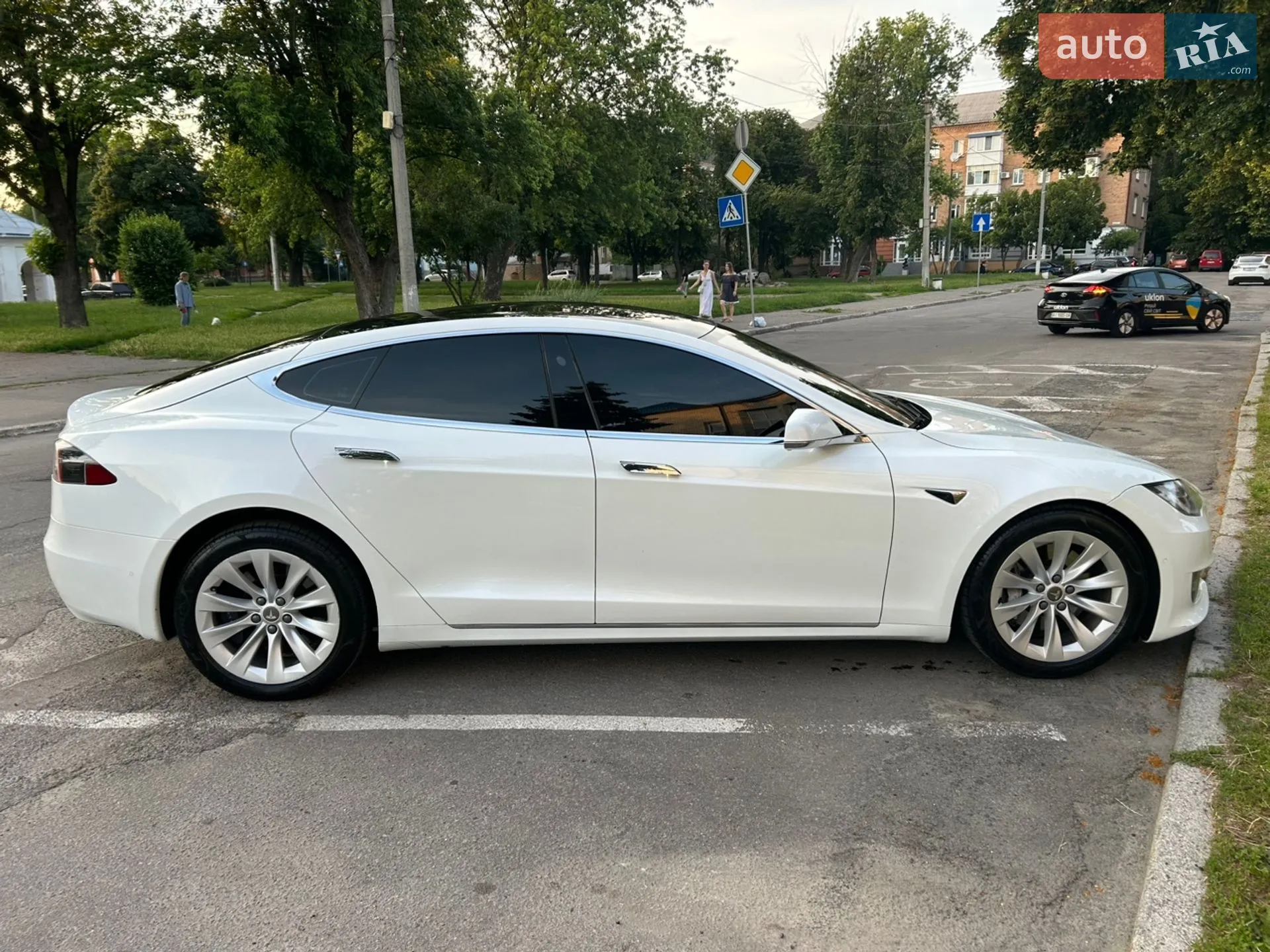 2017 Tesla Model S - мініатюра 4