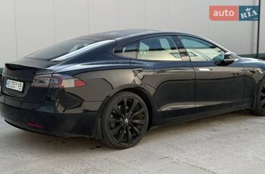 Ліфтбек Tesla Model S 2017 в Вінниці