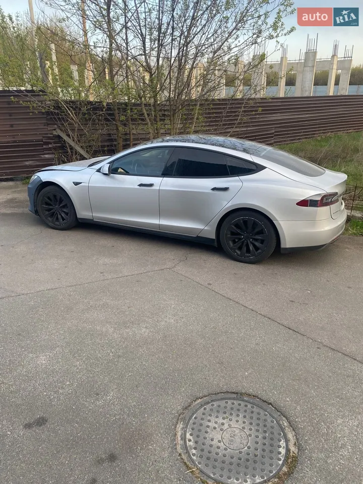2013 Tesla Model S - мініатюра 19