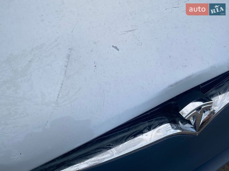 Лифтбек Tesla Model S 2013 в Киеве