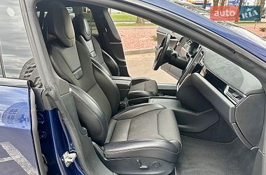 Ліфтбек Tesla Model S 2017 в Києві
