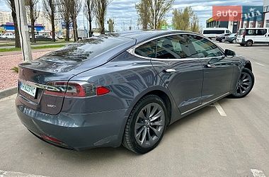 Ліфтбек Tesla Model S 2017 в Києві