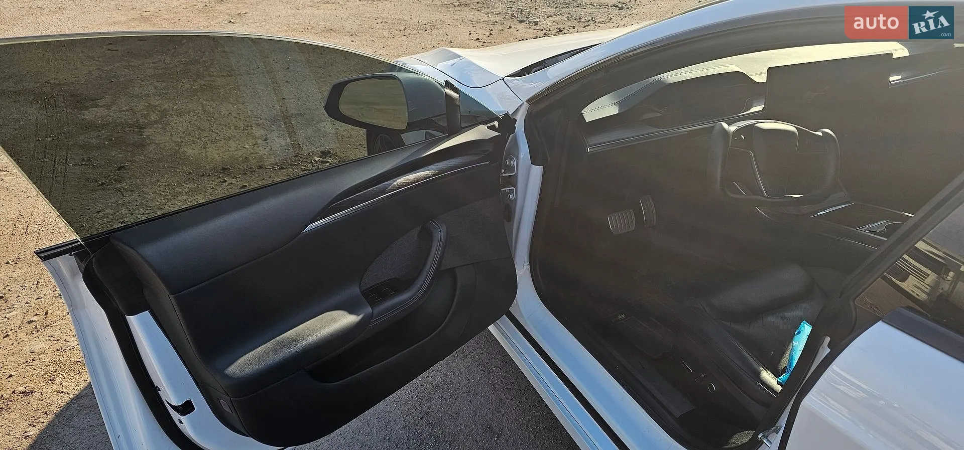 2022 Tesla Model S - мініатюра 18
