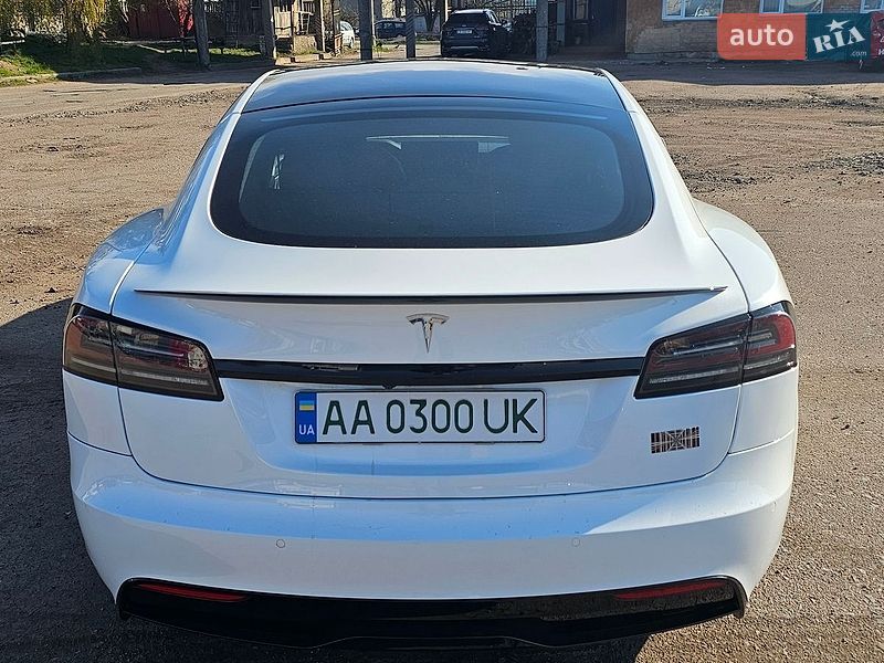 Лифтбек Tesla Model S 2022 в Чернигове фото 4 Лифтбек Tesla Model S 2022 в Чернигове