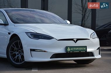 Лифтбек Tesla Model S 2022 в Киеве