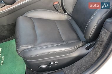 Лифтбек Tesla Model S 2022 в Киеве