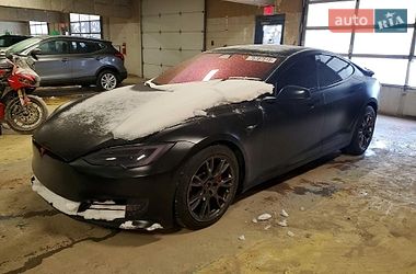 Лифтбек Tesla Model S 2020 в Львове