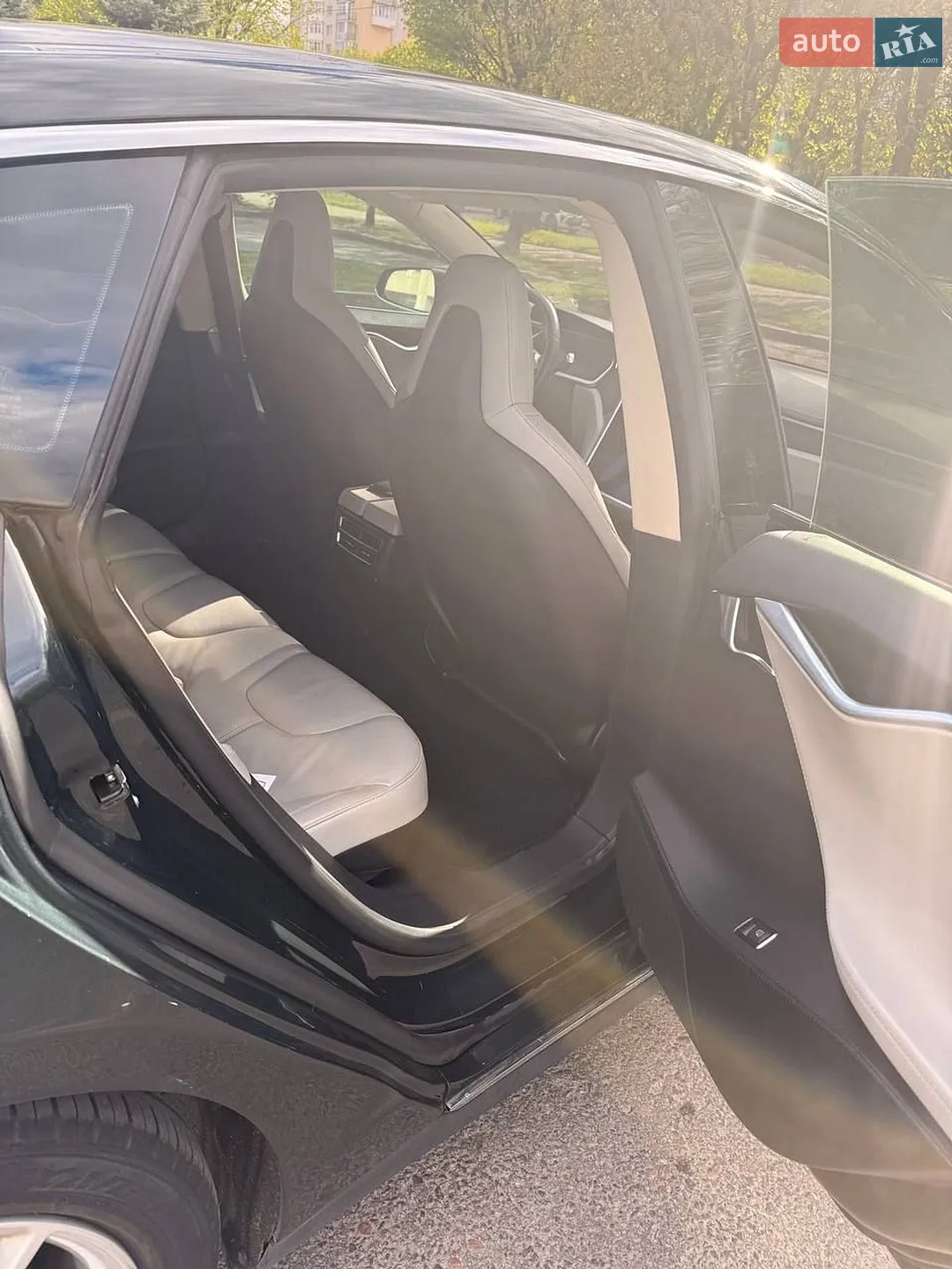 2012 Tesla Model S - мініатюра 10