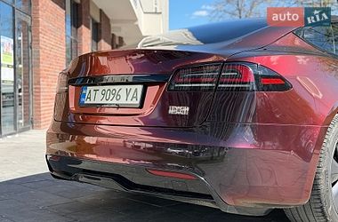 Лифтбек Tesla Model S 2021 в Ивано-Франковске