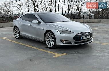 Лифтбек Tesla Model S 2013 в Тернополе
