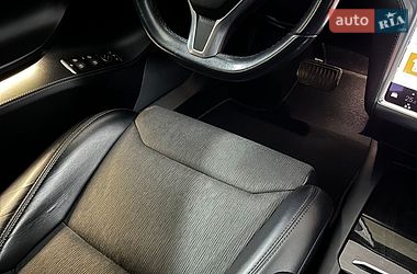 Лифтбек Tesla Model S 2017 в Николаеве