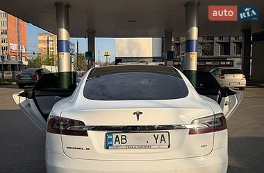 Ліфтбек Tesla Model S 2014 в Вінниці