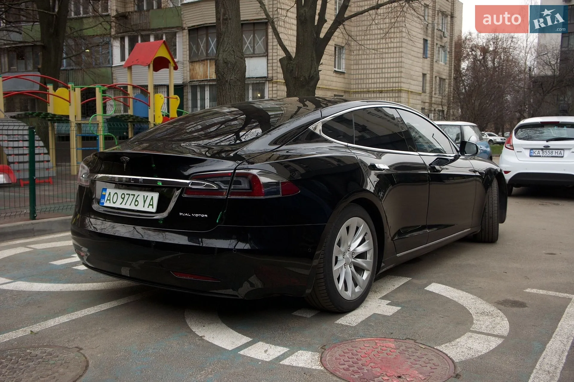2019 Tesla Model S - мініатюра 3