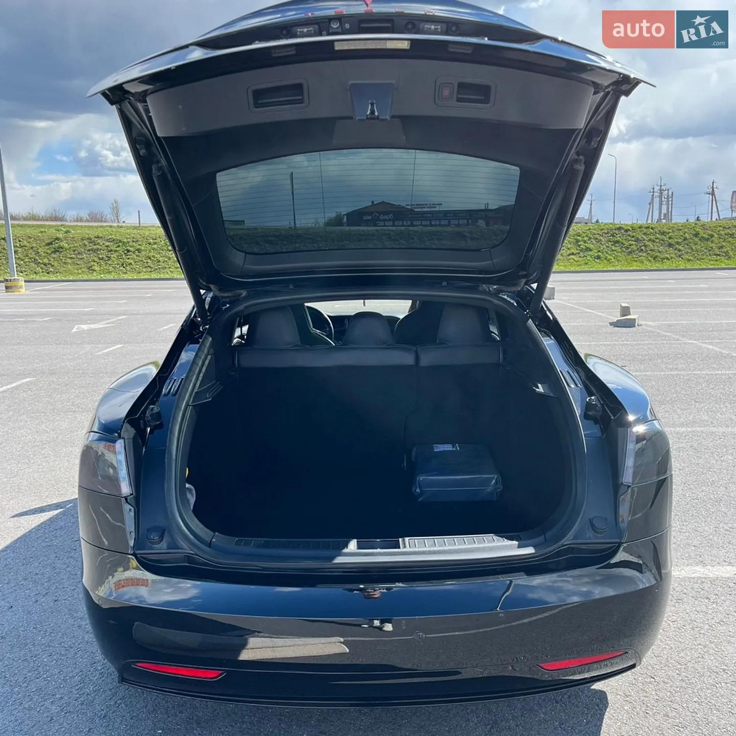 2018 Tesla Model S - мініатюра 10