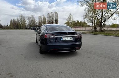 Лифтбек Tesla Model S 2014 в Чернигове