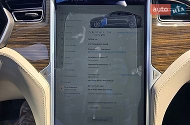 Лифтбек Tesla Model S 2015 в Львове