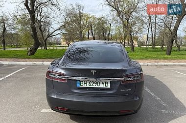 Лифтбек Tesla Model S 2020 в Одессе
