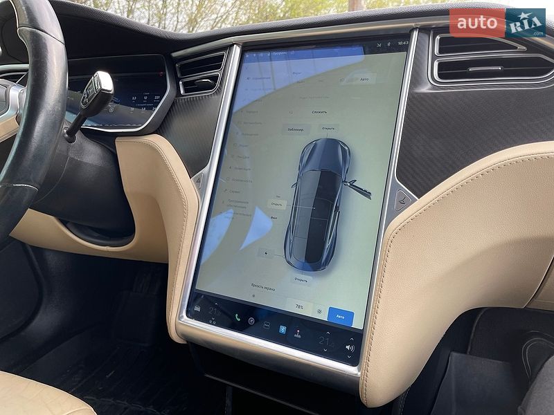 Ліфтбек Tesla Model S 2014 в Луцьку