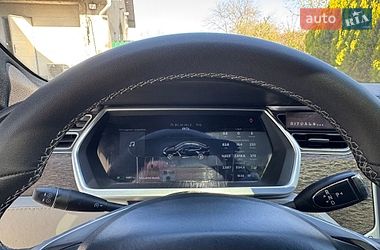 Ліфтбек Tesla Model S 2013 в Дунаївцях