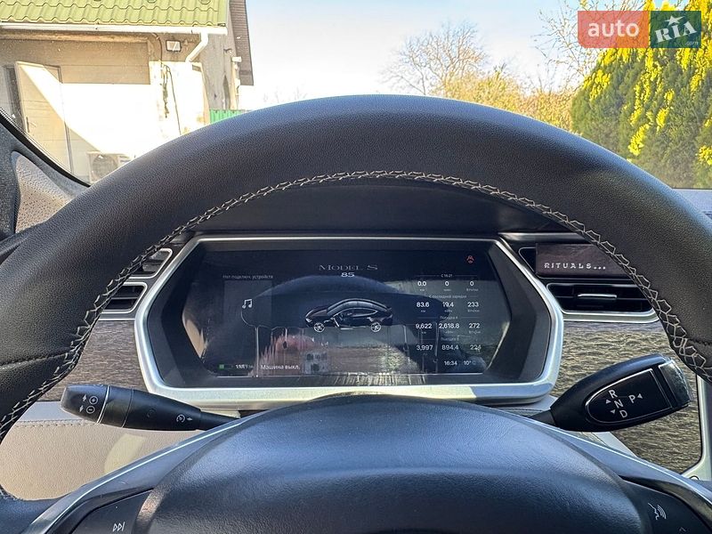 Ліфтбек Tesla Model S 2013 в Дунаївцях
