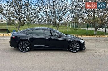 Ліфтбек Tesla Model S 2016 в Одесі