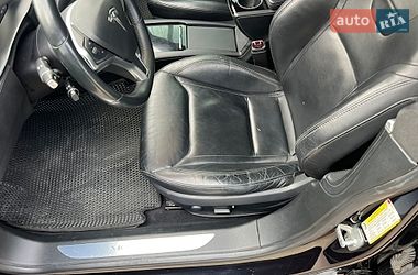 Ліфтбек Tesla Model S 2016 в Одесі
