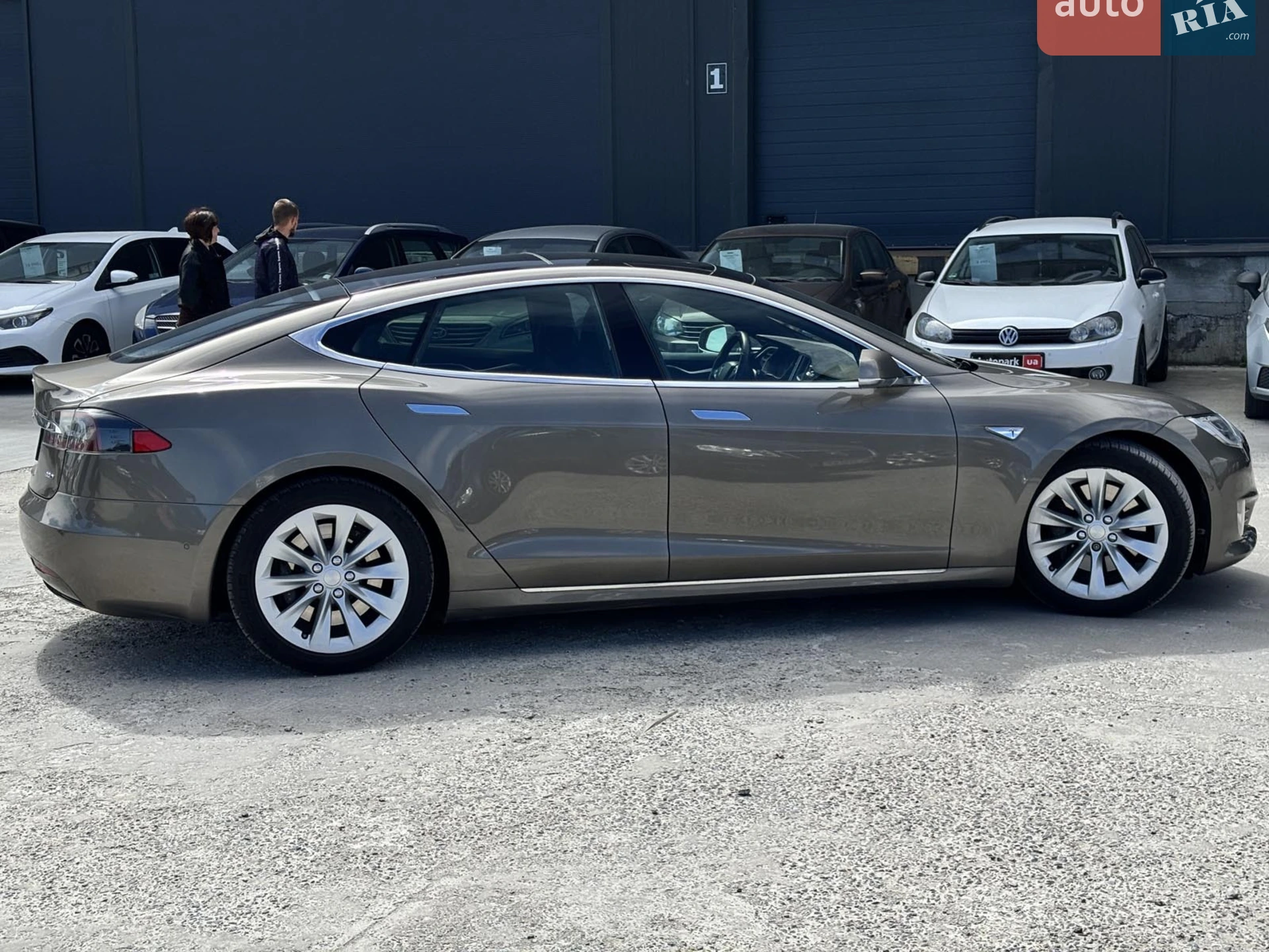 2016 Tesla Model S - мініатюра 14