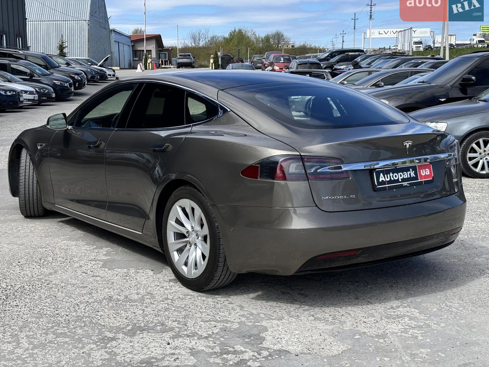 2016 Tesla Model S - мініатюра 9
