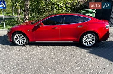 Лифтбек Tesla Model S 2016 в Львове фото 3 Лифтбек Tesla Model S 2016 в Львове
