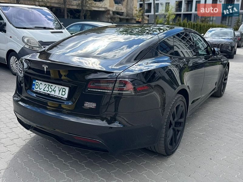 Ліфтбек Tesla Model S 2022 в Львові