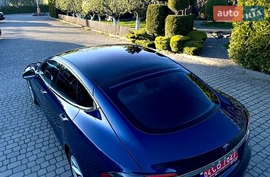 Лифтбек Tesla Model S 2017 в Львове