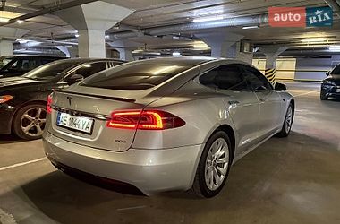 Лифтбек Tesla Model S 2018 в Днепре