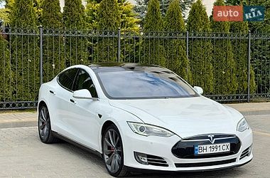 Лифтбек Tesla Model S 2014 в Одессе