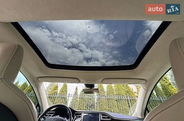 Лифтбек Tesla Model S 2014 в Одессе