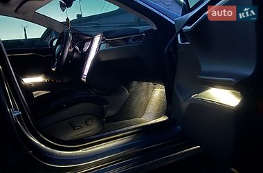 Лифтбек Tesla Model S 2017 в Одессе