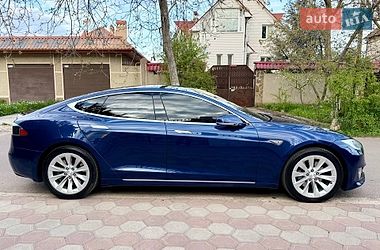 Лифтбек Tesla Model S 2016 в Одессе