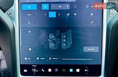Лифтбек Tesla Model S 2016 в Одессе