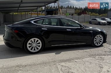 Лифтбек Tesla Model S 2016 в Каменском