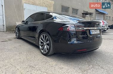 Лифтбек Tesla Model S 2017 в Одессе