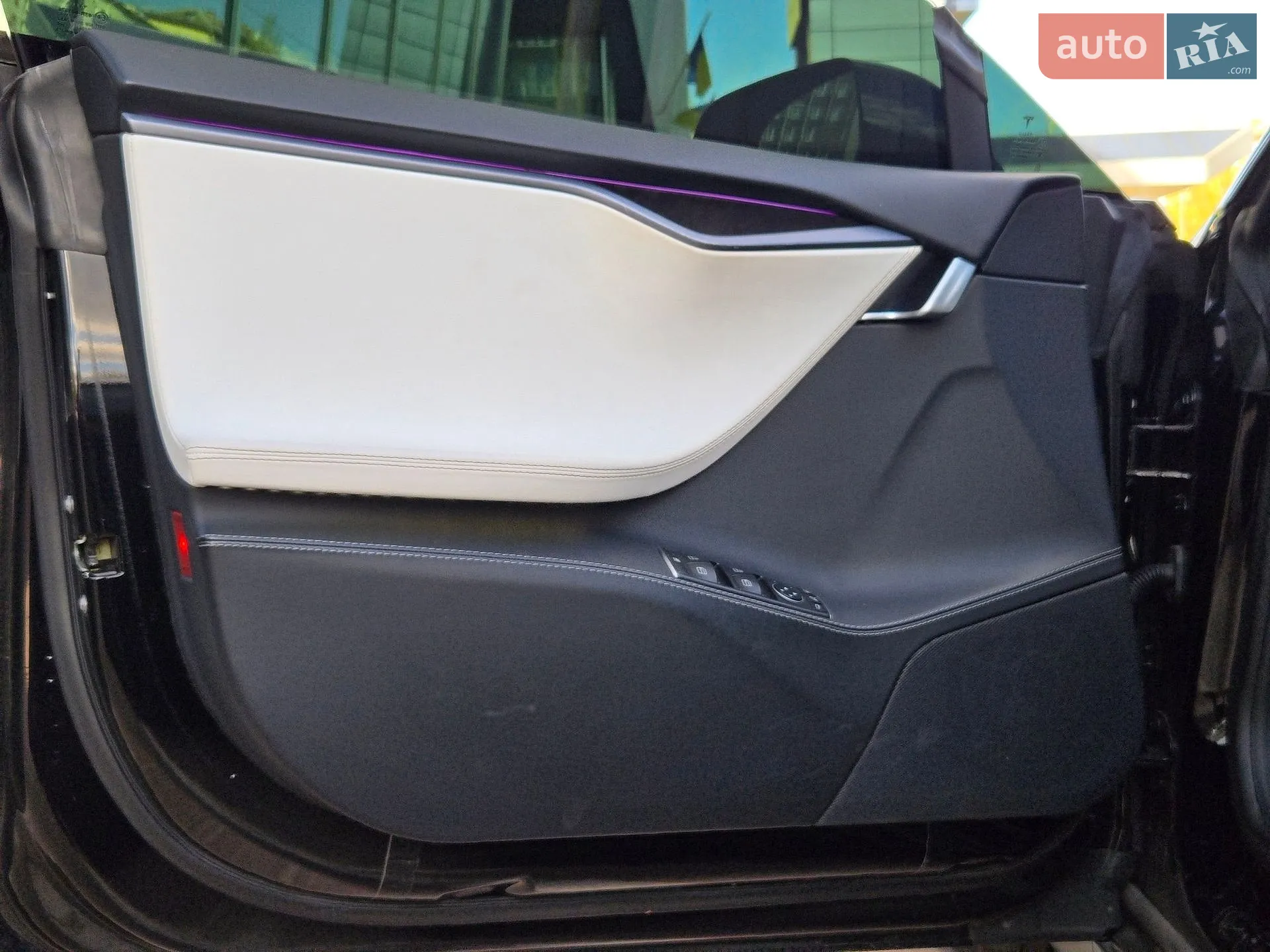 2019 Tesla Model S - мініатюра 12