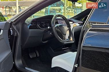 Лифтбек Tesla Model S 2019 в Киеве